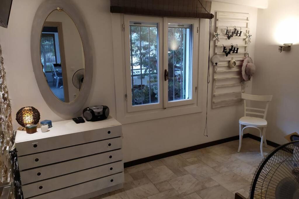 Klovino Beach House Douvia Kültér fotó